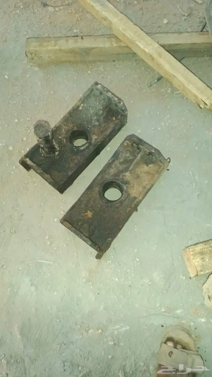 للبيع بستم صندوق قلاب كبير 1