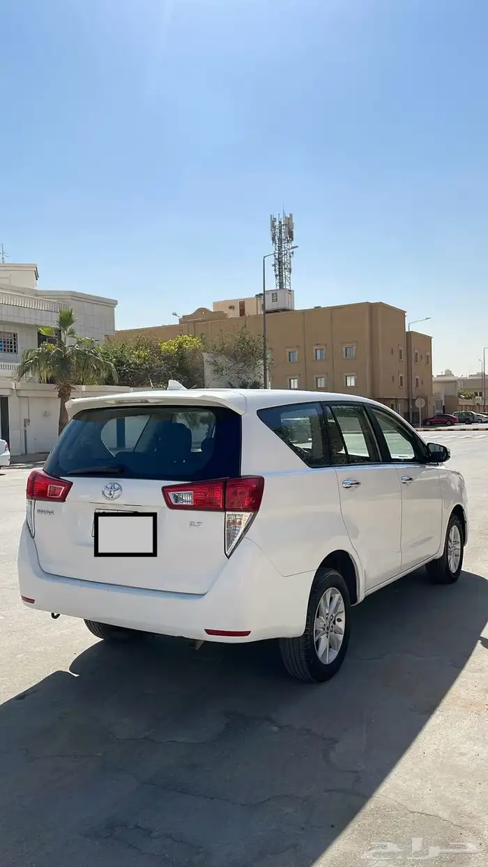 للبيع انوفا 2020 نظيف 4