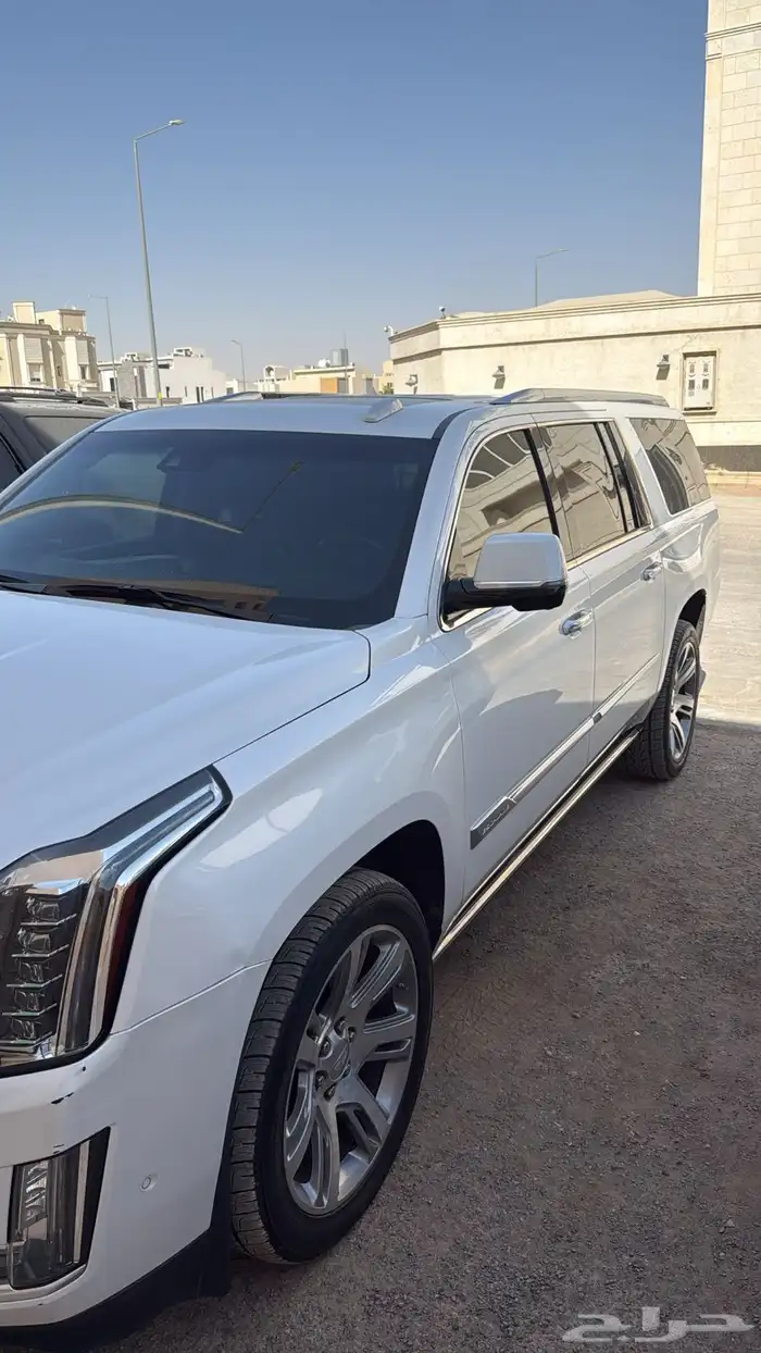 اسكاليد مديل 2017 ممشى قليل 4