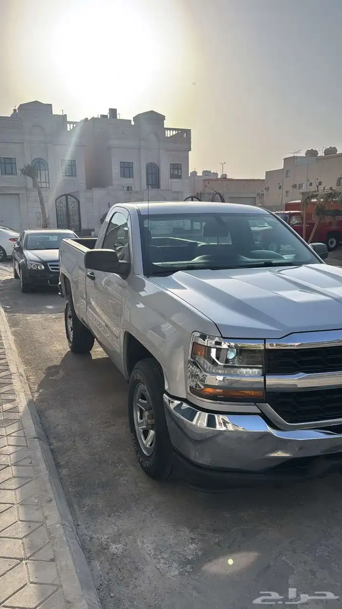 سلفرادو 2107 ماشي ثمانين ألف تشيكيات وكالة ع الشرط والفحص 2