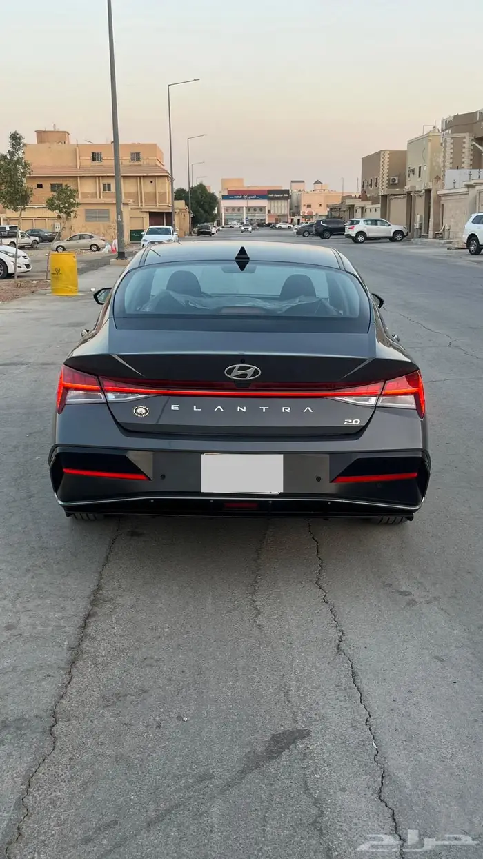 هيونداي انترا 2025 كمفورت 1