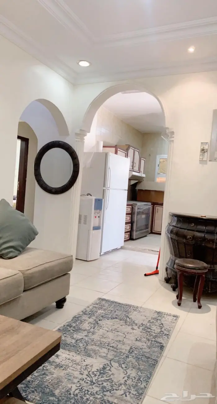 ( شقة VIP مستقله قريبة من كل الخدمات والمستشفيات ) 2