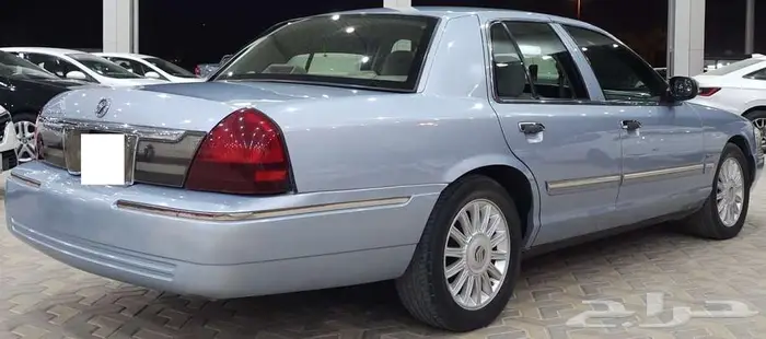 فورد جراند ماركيز 2010 6