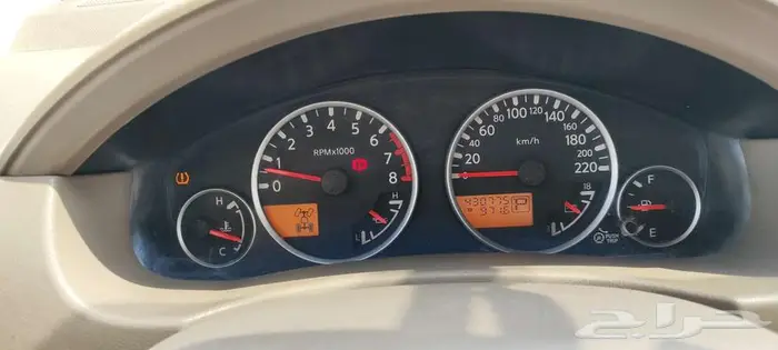 NISSAN PATHFINDER SE 2010 7