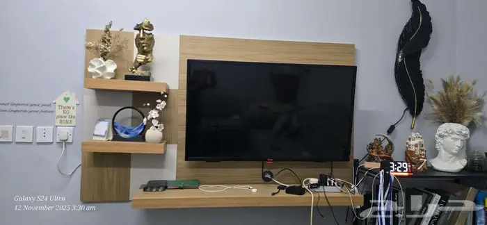 شاشة تلفزيون LG 3