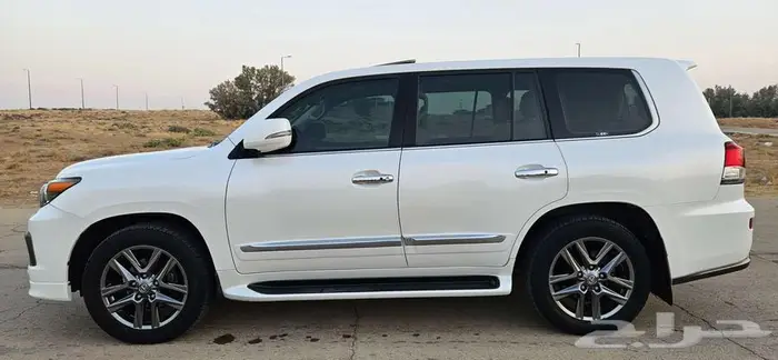 لكزس570LXسعودي فل كامل DD 2