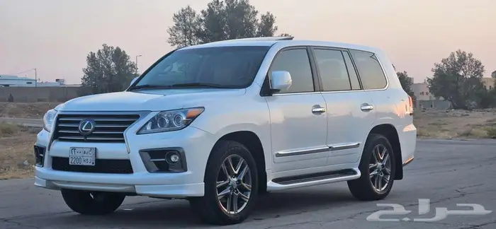 لكزس570LXسعودي فل كامل DD 23