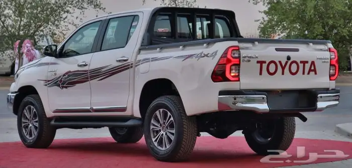 هايلوكس غمارتين S-GLX دبل اوتوماتك 2.8 ديزل 2024 5