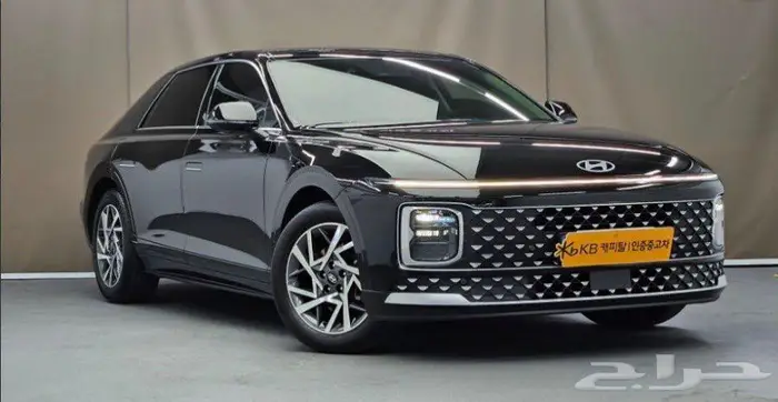 أزيرا 2025 (بنزين) بريميوم 0