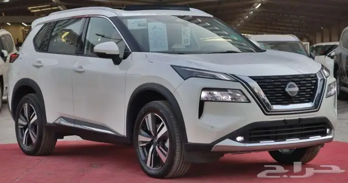 نيسان اكستريلSL فل 2025 استلم بضغطه زر متوفر جميع المواصفات 3