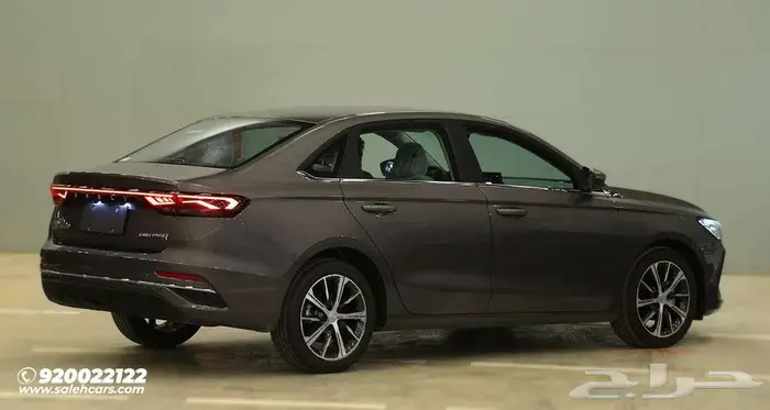 استهلاك وقود اقتصادي وتصميم عصري   جيلي امجراند GK 2025 3