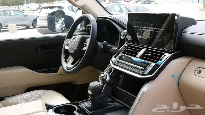 تويوتا لاندكروزر GXR2 2025 متوفر جميع الفئات بنزين _ ديزل 7