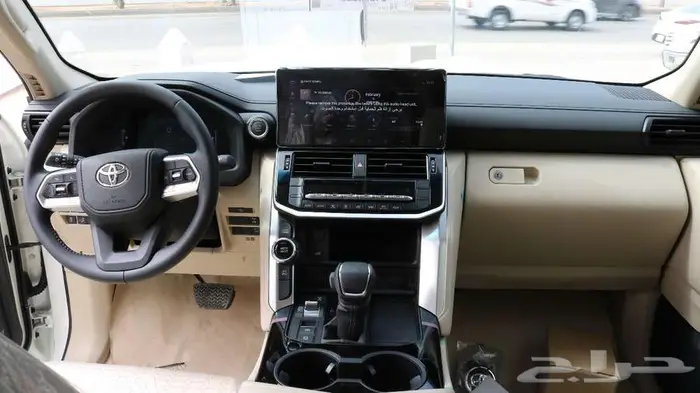 تويوتا لاندكروزر GXR2 2025 متوفر جميع الفئات بنزين _ ديزل 6