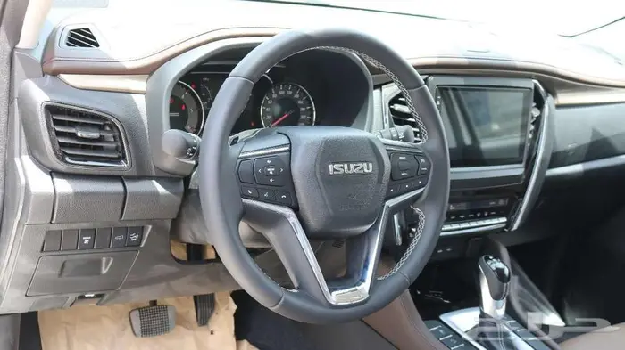 ايسوزو ام يو اكس فل كامل 2024 و 2025 كاش واقساط باقل سعر 5