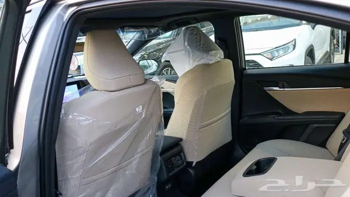 تويوتا كامرى نص فل هايبرد موديل 2025 متوفر كاش   اقساط 8