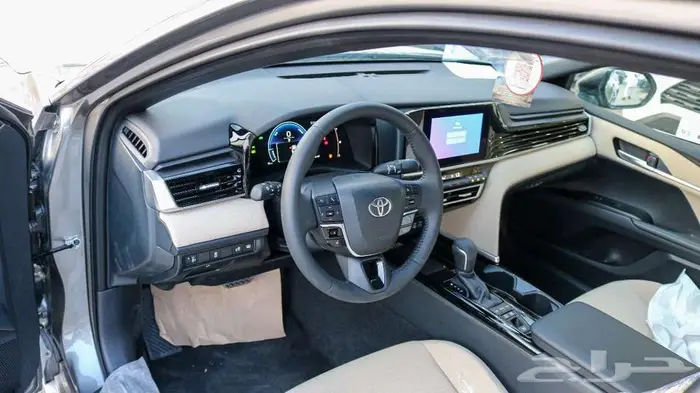 تويوتا كامرى نص فل هايبرد موديل 2025 متوفر كاش   اقساط 2