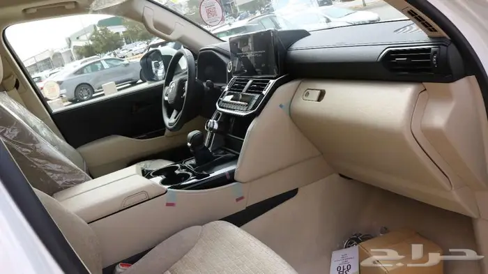 تويوتا لاند كروزور L2 بنزين كاش وبالتقسيط 8