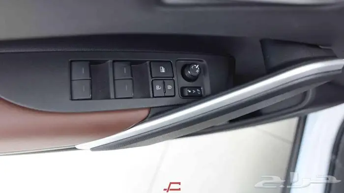 تتوفرفئات كورولا كروس2025 اصفارلمبيعات البنوك با قل ربح 0.35 13