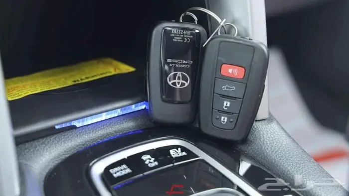 تتوفرفئات كورولا كروس2025 اصفارلمبيعات البنوك با قل ربح 0.35 9