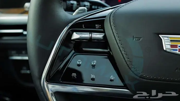 2025 كاديلاك اسكاليد 600 Sport Platinum اصفار مع ضمان 10