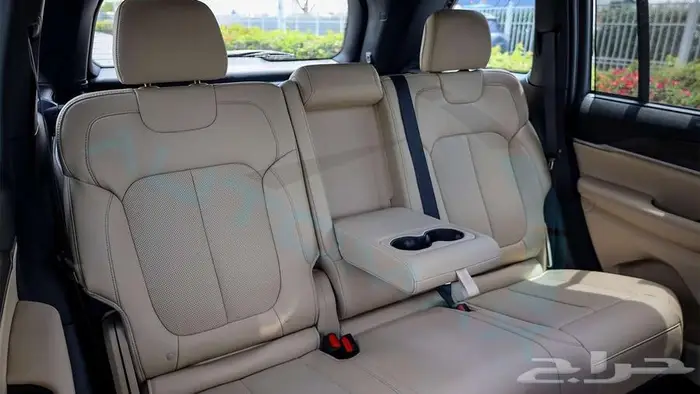 جيب جراند شيروكي لمتد بلس 2025 خليجي اصفار مع ضمان الوكيلر 23