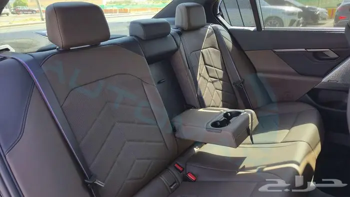 2026 BMW 5-SERIES 520i M MILD-HYBRID GCC 0Km ضمان الوكيل 24