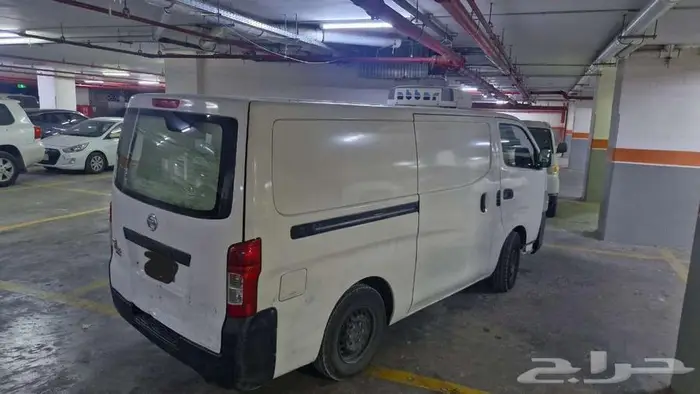 باص نيسان ديزل ثلاجة 2019 للبيع 2