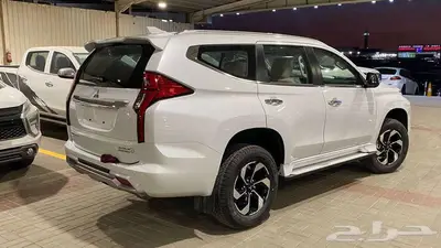 ميتسوبيشي مونتيرو نص فل موديل 2025 بنزين index