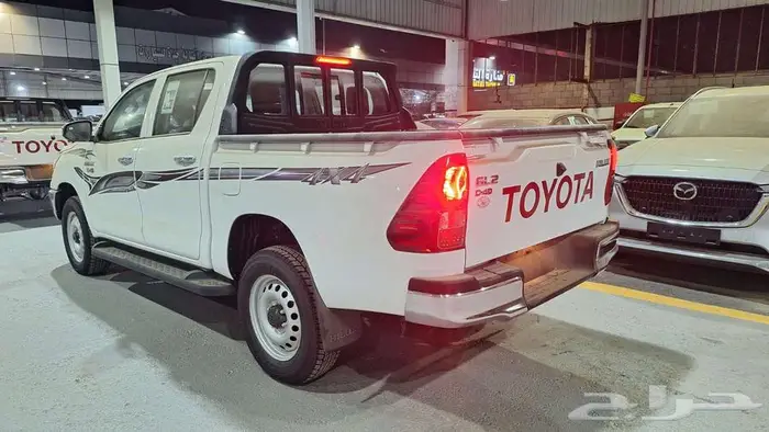 تويوتا هايلوكس GL2 2025 - للكاش والتقسيط 1