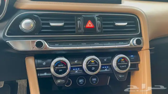 جنسس G70 2021 نظيفة جدا بودي وكالة شبه جديد بطاقة جمركية 15