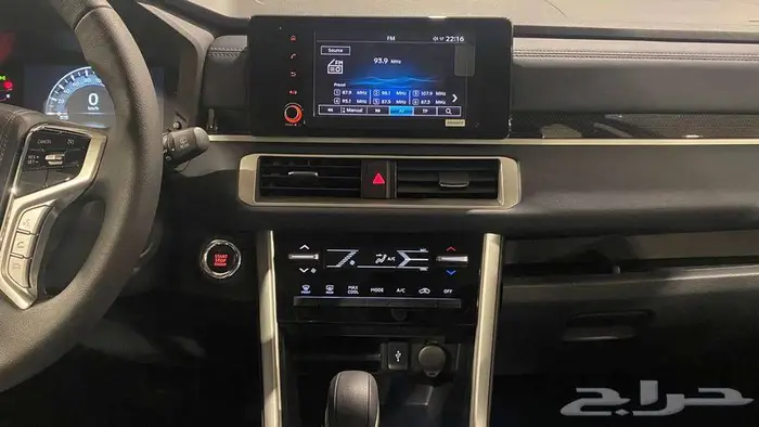 عررض خااص متسوبيشي اكسباندر كروس بريميوم 2025 فل كامل 7