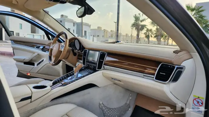 بورش باناميرا تيربو 2010 21