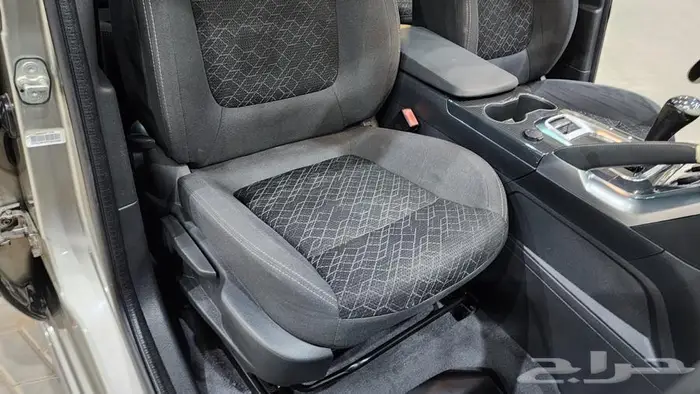 بيجو 3008 2015 17