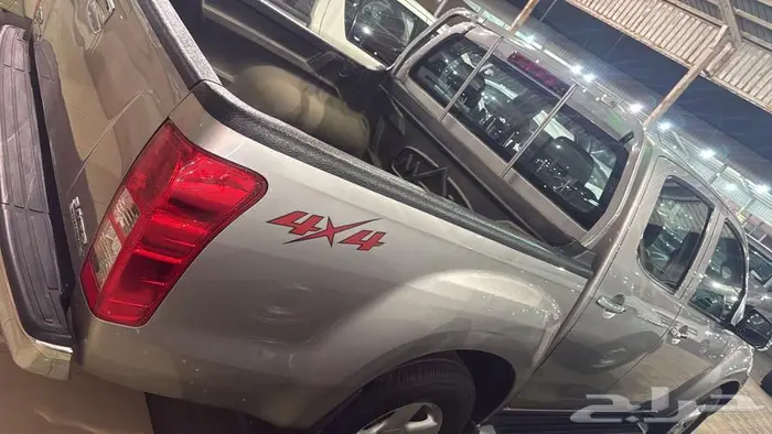 ايسوزوا ديماكس موديل 2014 دبل قير اتوماتيك 3