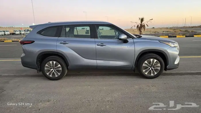 تويوتا هايلاندر 2025 8