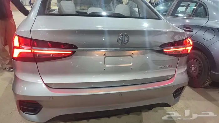 MG _ 5 _ ( الشكل الجديد _ بصمه _ شاشه _ جنوط محكله) _ 2025 4