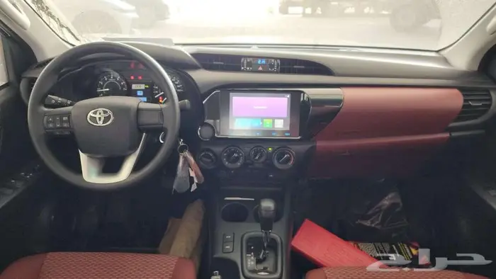 هايلوكس غمارتين DLX 4 4 توماتيك بنزين خليجي 2025 كاش وأقساط 9