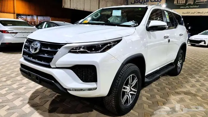 تويوتا فورتشنر GX2 بنزين 4سلندر 2025 كاش - تقسيط 1