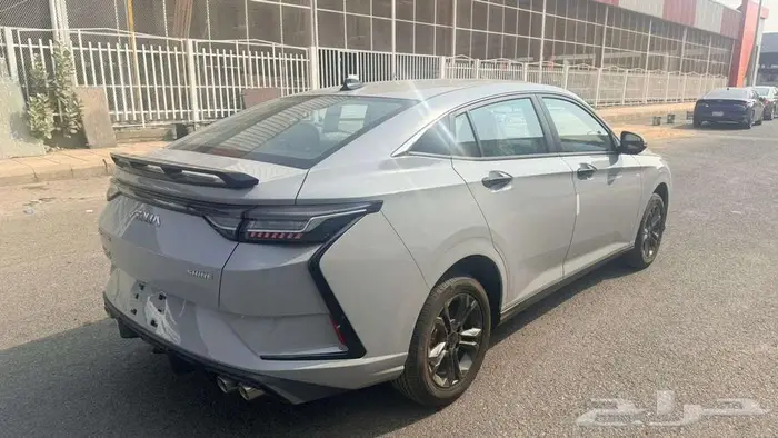 دونج فينج شاين E1 ستاندر 2026 11