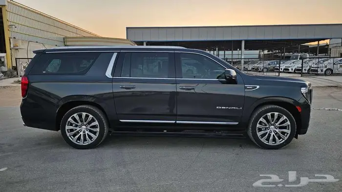 جي ام سي يوكن دينالي 2021 4