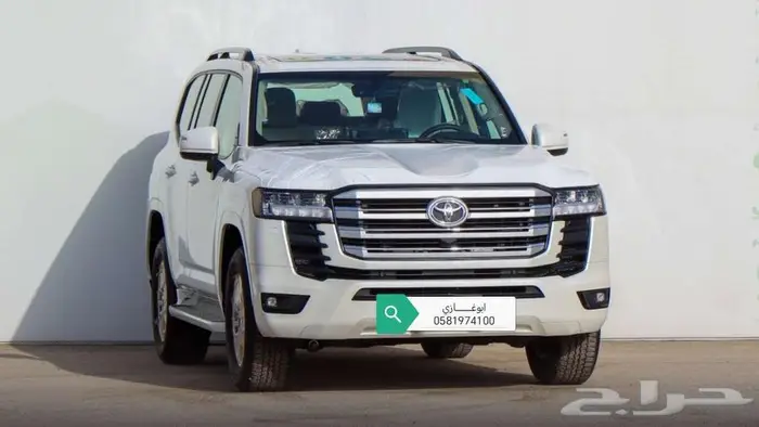 تويوتا لاندكروزر GXR. L2بنزين موديل 2025 13