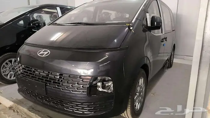 عرض خاص -هيونداي ستاريا 2025(كاش-اقساط جميع البنوك ) 2