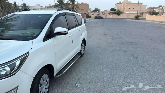 تايوتا انوفا 5