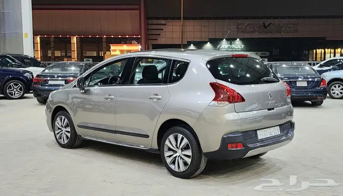 بيجو 3008 2015 6