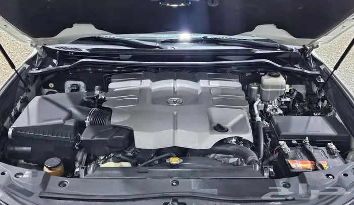 تويوتا لاندكروزر GXR..2016 63