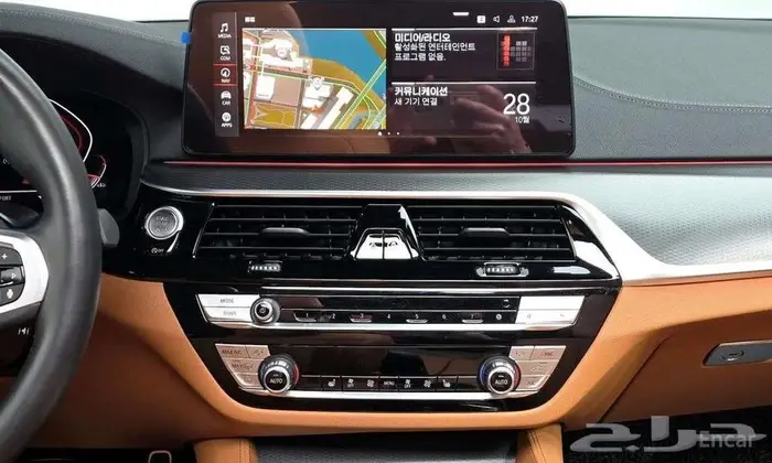 BMW 520i M Sport 2023 - وارد كوريا فخامة أوروبية 9