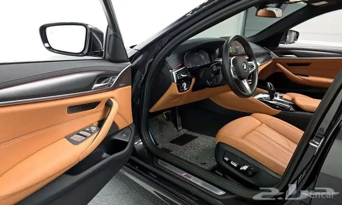 BMW 520i M Sport 2023 - وارد كوريا فخامة أوروبية 12