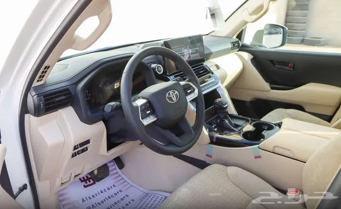 تويوتا لاندكروزر GXR. L2بنزين موديل 2025 22