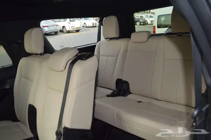 فورد اكسبيدشن موديل 2020 اسود ملكي 32