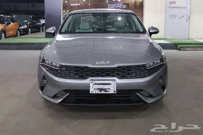 كيا K5 2023 هايبريد فل كامل 1
